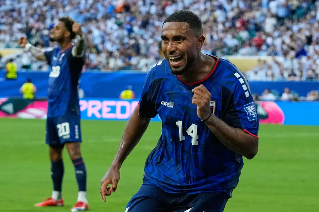 Cabo Verde 2026 Home Replica Jersey  佛得角 26/27 藍色主場球衣